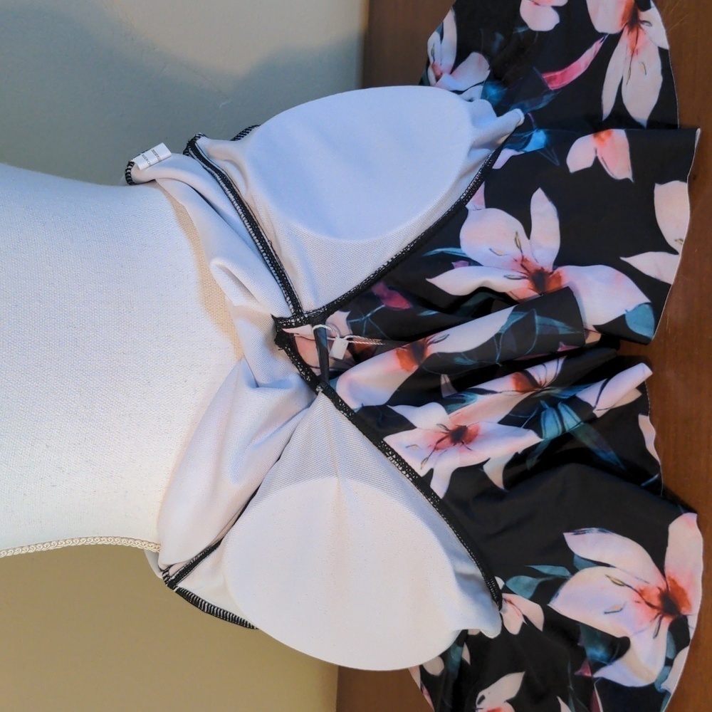 Sexy Deep V ONE PIECE Floral RUFFLE SWIM SUIT XL - Picture 11 of 13